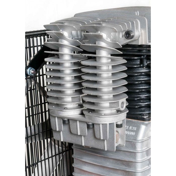 Kompresor dwutłokowy HK 650-270 Pro 11 bar 5.5 KM/4 kW 400V 469 l/min 270 l