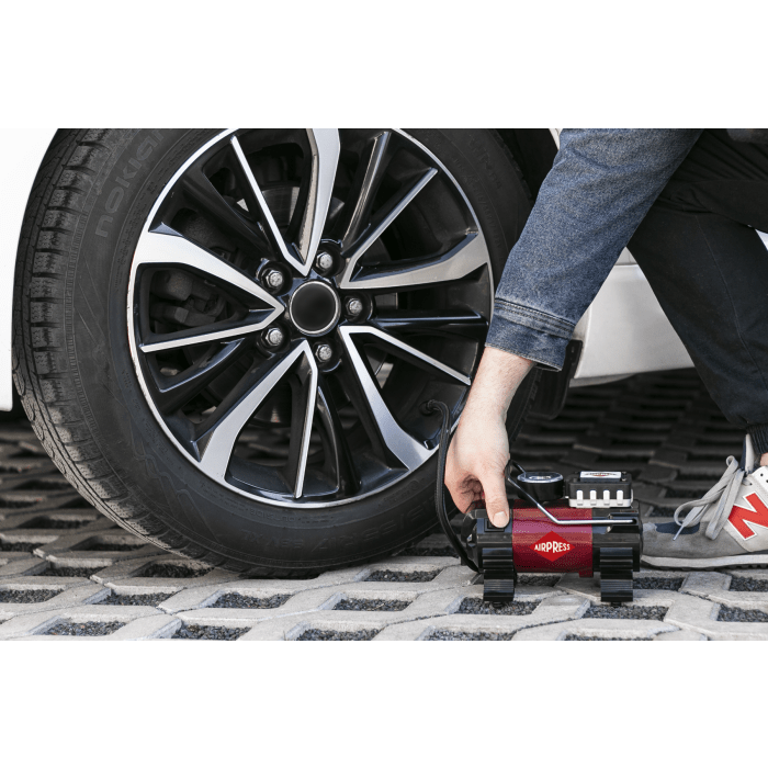 Mini kompresor samochodowy 12V 7 bar 0.19 KM/0.14 kW 27 l/min bezolejowy | bezzbiornikowy